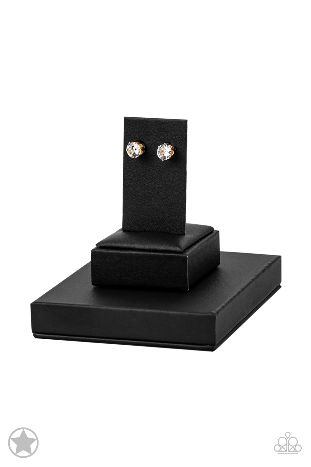 Just In TIMELESS Paparazzi Accessories Earrings - Gold