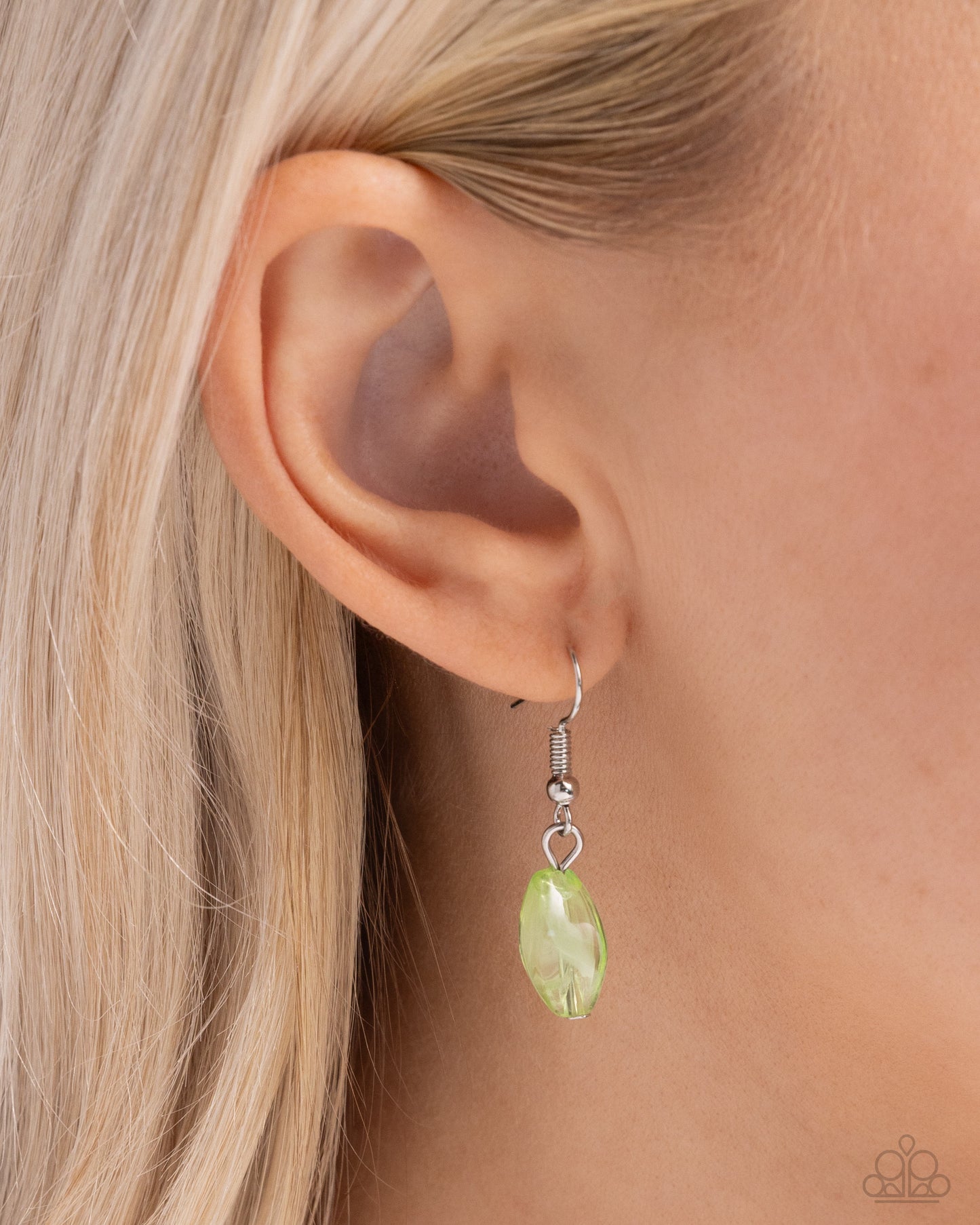 Colored Can-Can Paparazzi Accessories Necklace with Earrings - Green