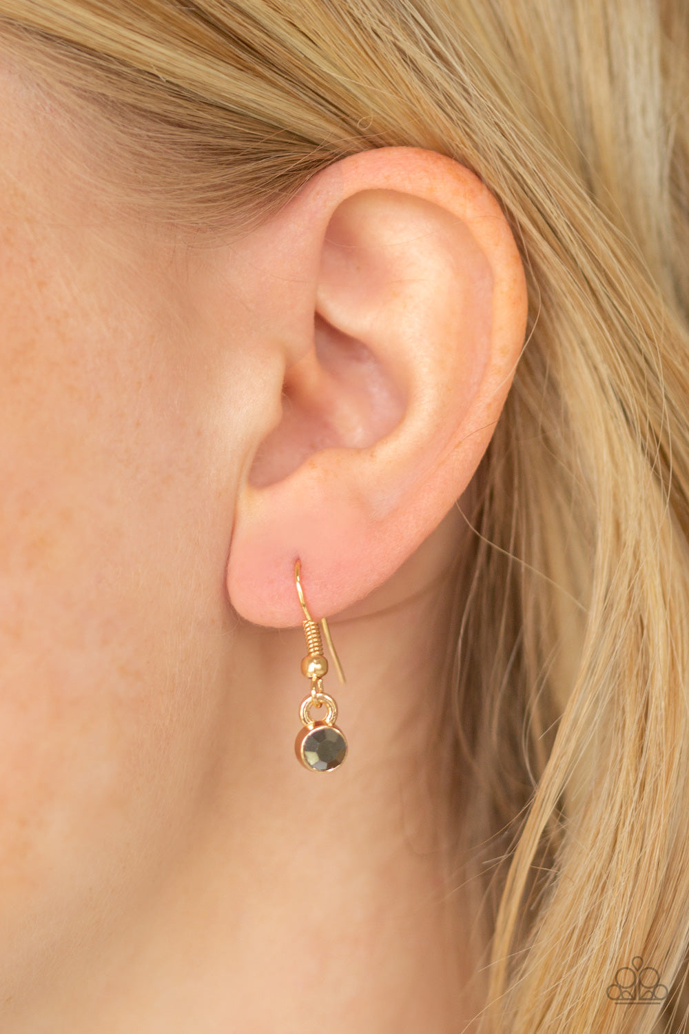 Red Capet Royal Paparazzi Accessories Necklace with Earrings