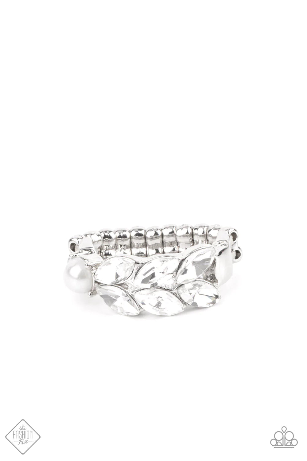 Majestically Musing Paparazzi Accessories Ring