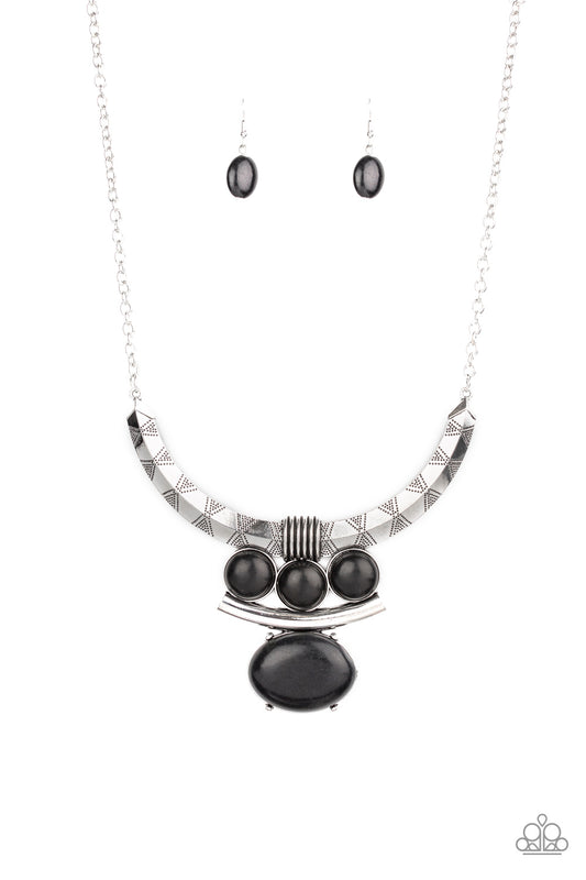 Commander In CHIEFETTE Accessories Necklace with Earrings Black