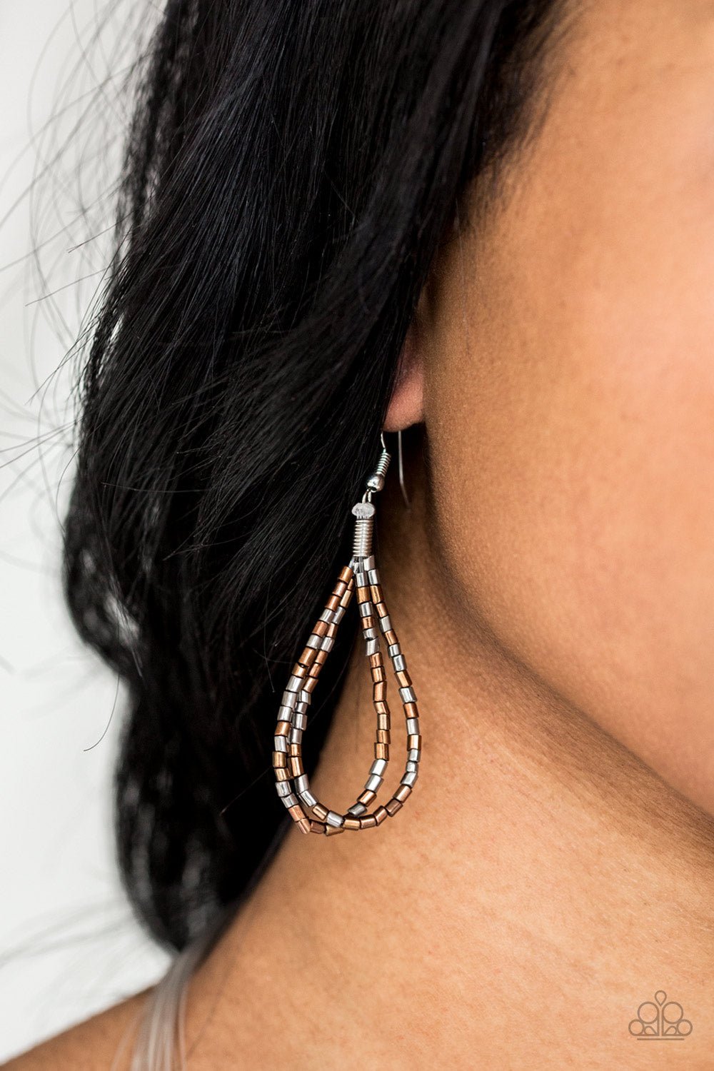 Catwalk Queen Paparazzi Necklace with Earrings Multi