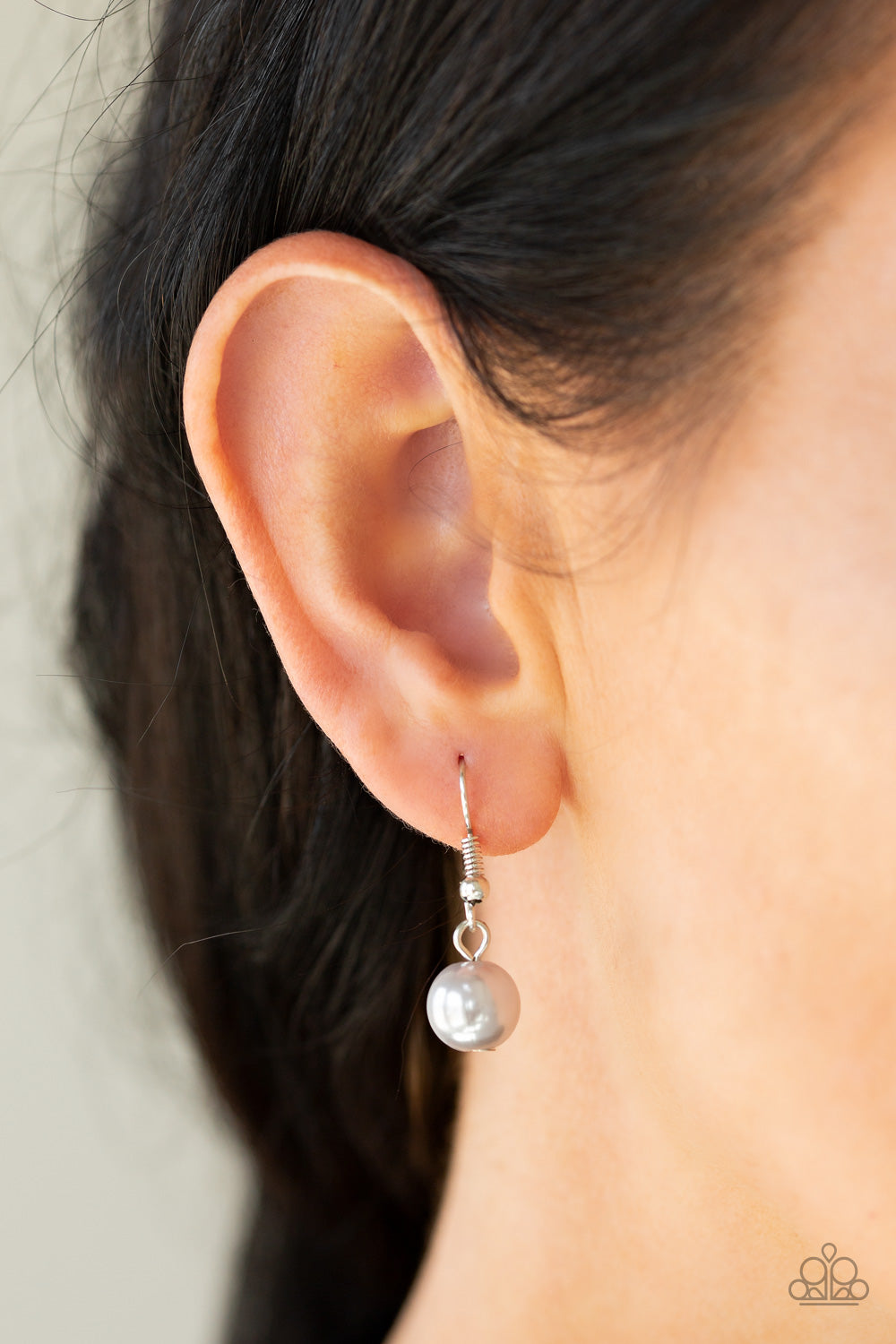 Fine Florals Paparazzi Accessories Necklace with Earrings