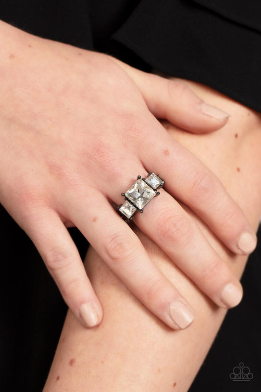 Treasured Twinkle Paparazzi Accessories Ring Black