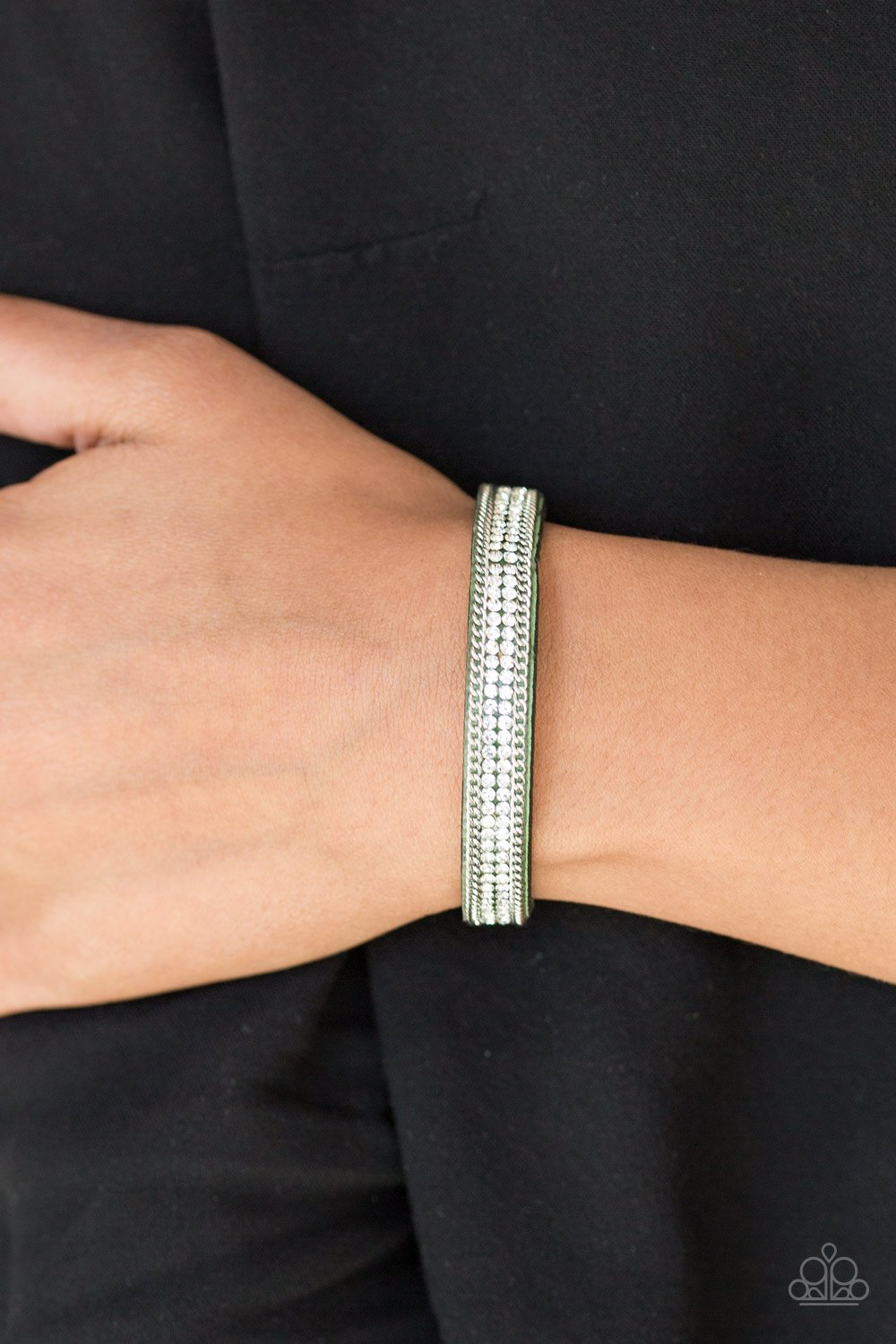 Babe Bling Paparazzi Accessories Bracelet